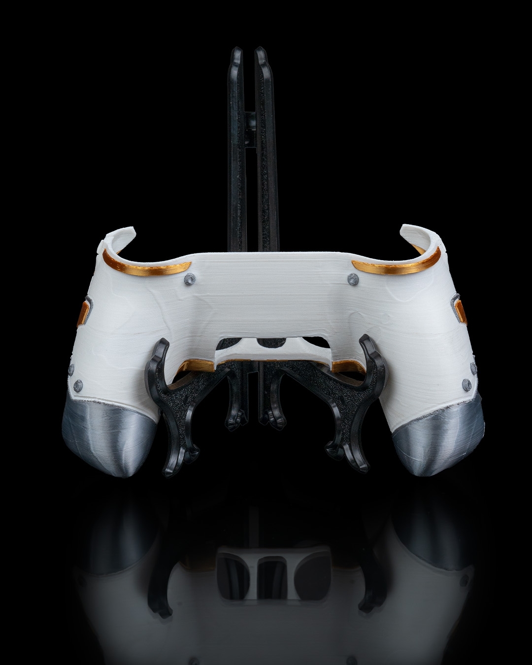 PlayStation%205%20DualSense%20Oyun%20Kolu%20CyberArmor%20Temalı%20Kılıf