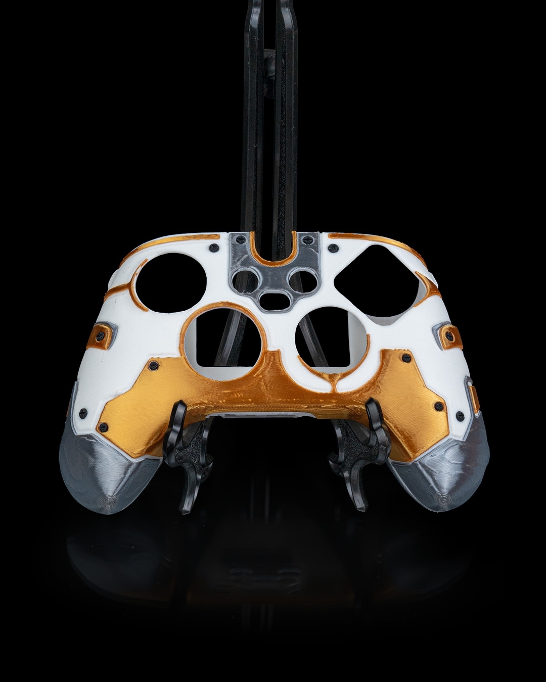 Xbox%20Series%20Kablosuz%20Oyun%20Kolu%20CyberArmor%20Temalı%20Kılıf